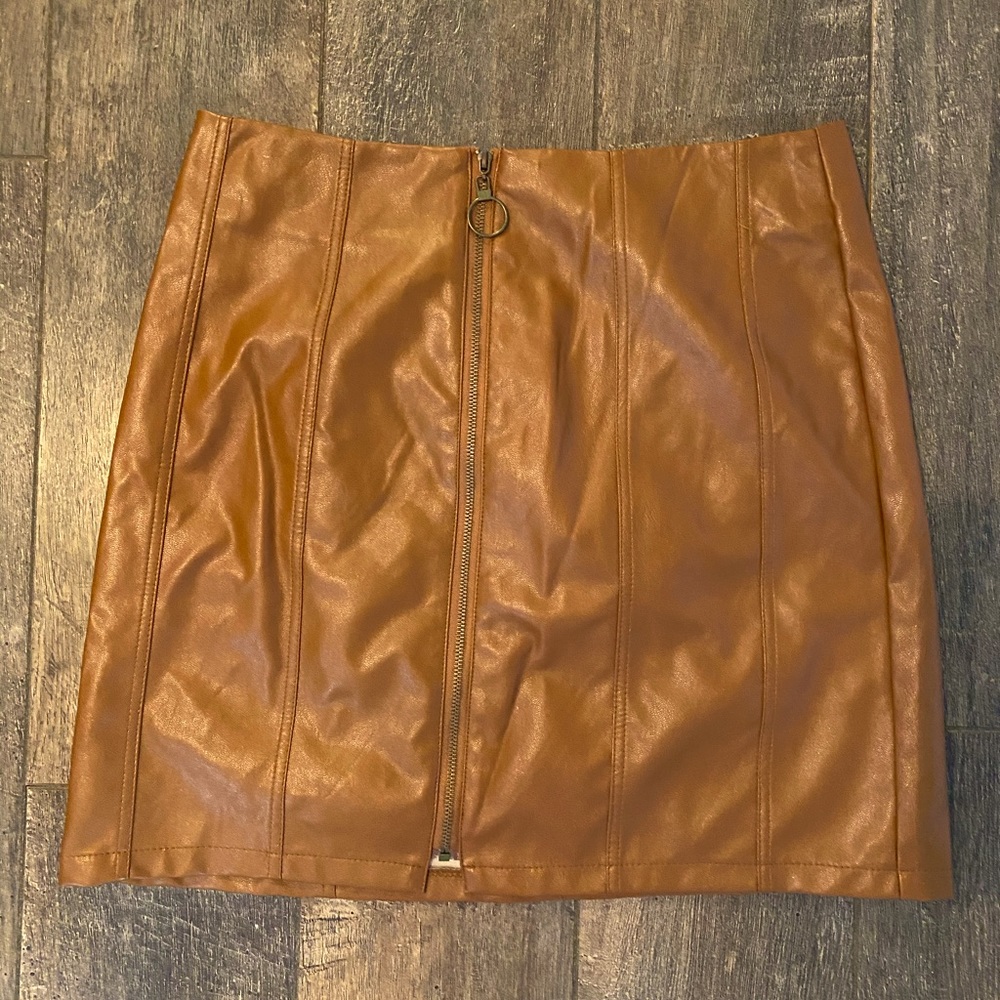 Boutique style leather mini skirt